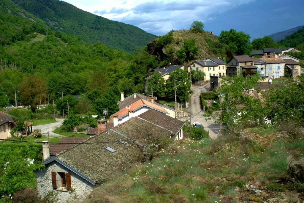 Maison Au Coeur Des Pyrenees Perles-et-Castelet Ngoại thất bức ảnh