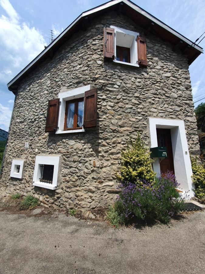 Maison Au Coeur Des Pyrenees Perles-et-Castelet Ngoại thất bức ảnh