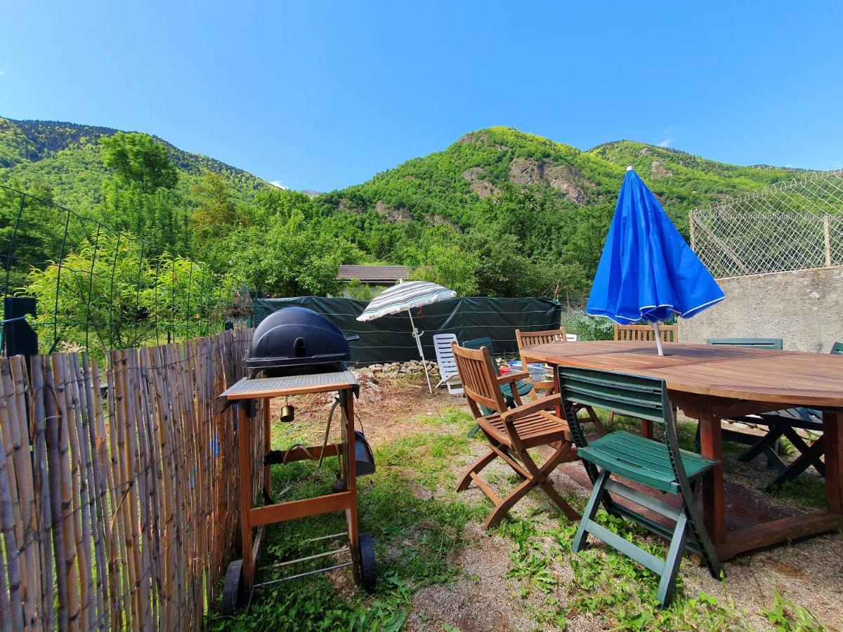 Maison Au Coeur Des Pyrenees Perles-et-Castelet Ngoại thất bức ảnh